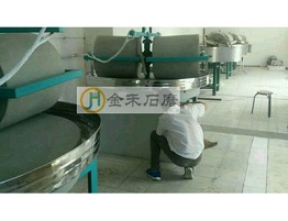 河北雙頭石碾組裝現場